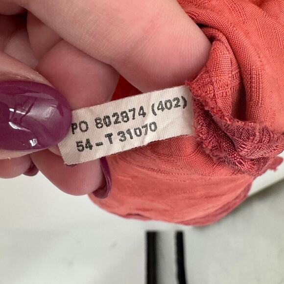 Tommy Bahama Men's Silk Summer Hawaiian Shirt Red Floral Size Medium Lightweight - Picture 4 of 5